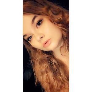 Meet your Posher, Danicia